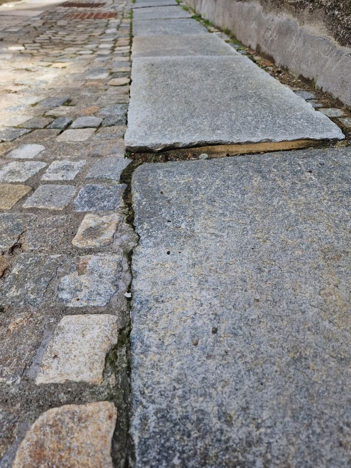 Sabbia, sos per le strade: «Serve manutenzione urgente» Sabbia, sos per le strade: «Serve manutenzione urgente»