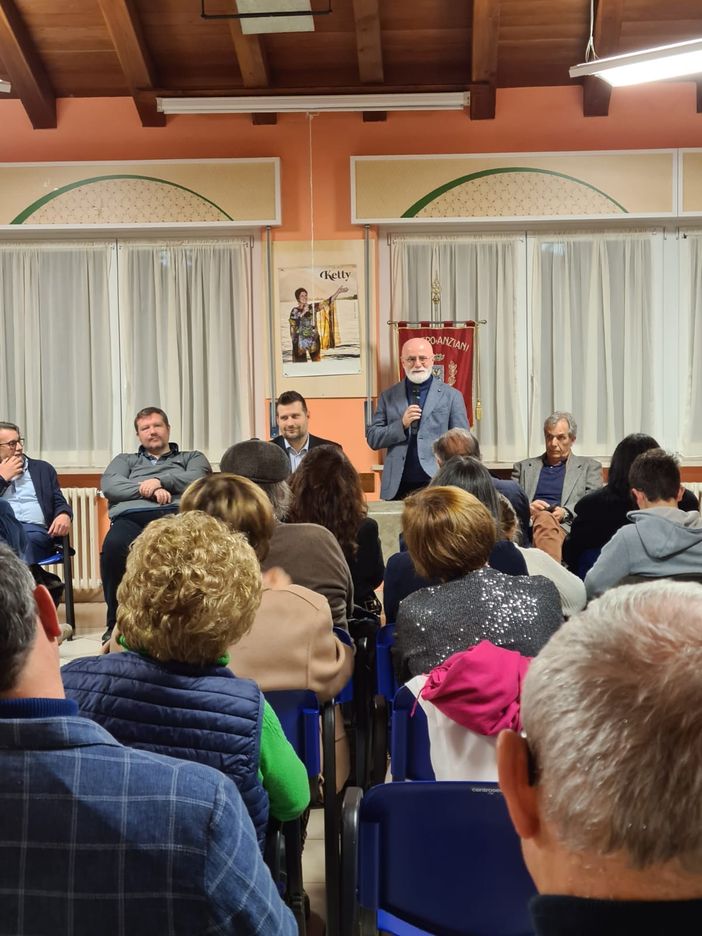 Piemonte al Centro: sanità valsesiana tra problemi e opportunità Piemonte al Centro: sanità valsesiana tra problemi e opportunità