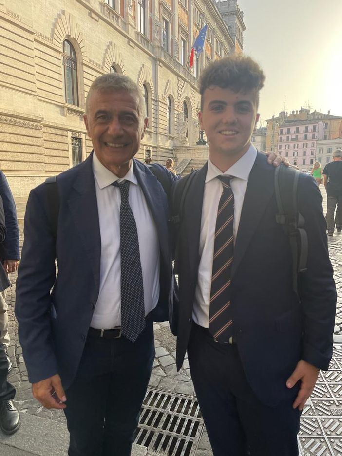 Studente dell'Iti relatore a Roma, al convegno della Rete EcoDigital Studente dell'Iti relatore a Roma, al convegno della Rete EcoDigital