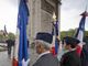 Francia, polizia spara a uomo armato di coltello all'Arc de Triomphe Francia, polizia spara a uomo armato di coltello all'Arc de Triomphe