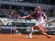 Roland Garros, paura per raccattapalle: Svajda lo colpisce, cos'è successo Roland Garros, paura per raccattapalle: Svajda lo colpisce, cos'è successo