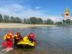 Si getta in acqua e scompare: allarme nella zona di corso Rigola