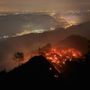 L'incendio che sta devastando in Monte Barone L'incendio che sta devastando in Monte Barone