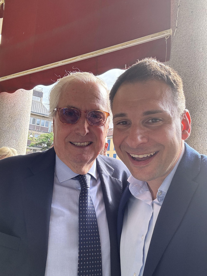 Daniele Baglione con il sindaco Roberto Scheda