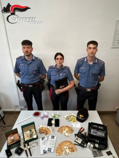 Truffa un'anziana, arrestato dopo la segnalazione dei vicini di casa Truffa un'anziana, arrestato dopo la segnalazione dei vicini di casa