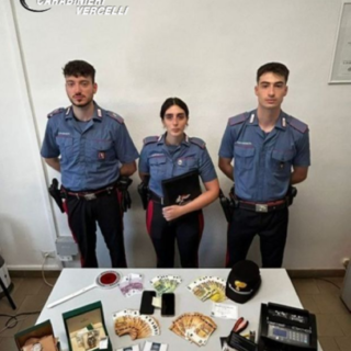 Truffa un'anziana, arrestato dopo la segnalazione dei vicini di casa