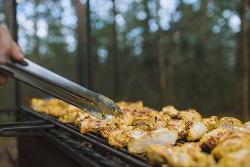 Grigliata del 1° maggio: menù e consigli per un barbecue perfetto