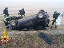 Auto ribaltata sulla Sp31. Il video dei soccorsi Auto ribaltata sulla Sp31. Il video dei soccorsi