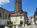 Nuovo look in piazza Pugliese Levi: arrivano i dissuasori e il verde. Niente più auto in sosta