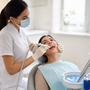 Pulizia denti a ultrasuoni a Torino: cosa fa davvero