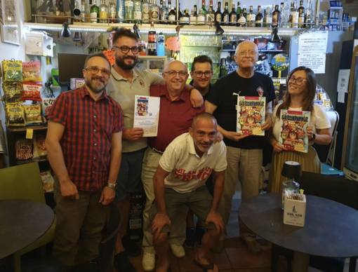 Luciano Zanera, Mirko Calaiò e Mirco Caruso del Club Vercellese; Luigi Ritegni, Genny Bionda e Roberto Bertocchi del Club Trinese, con Giuseppe Ferraris Segretario di Liberi di Scegliere Odv. Luciano Zanera, Mirko Calaiò e Mirco Caruso del Club Vercellese; Luigi Ritegni, Genny Bionda e Roberto Bertocchi del Club Trinese, con Giuseppe Ferraris Segretario di Liberi di Scegliere Odv.