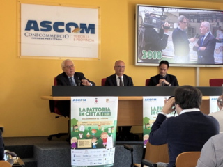 Il sindaco Scheda con Santarella e Barasolo