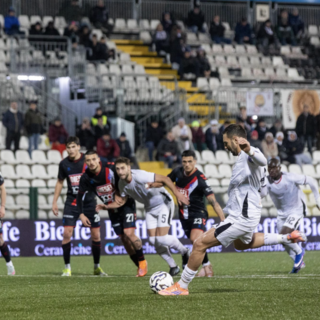 Come si appresta a tirare il penalty che verrà parato (f. Devecchi)