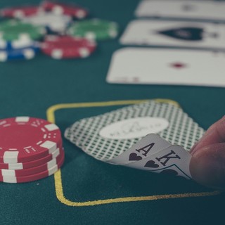 Differenze e similitudini tra Slot e Video Poker