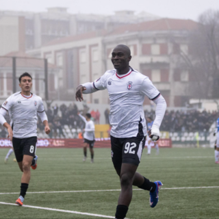 Akpa Akpro dopo il gol. Dietro di lui Burruano (f. Devecchi)