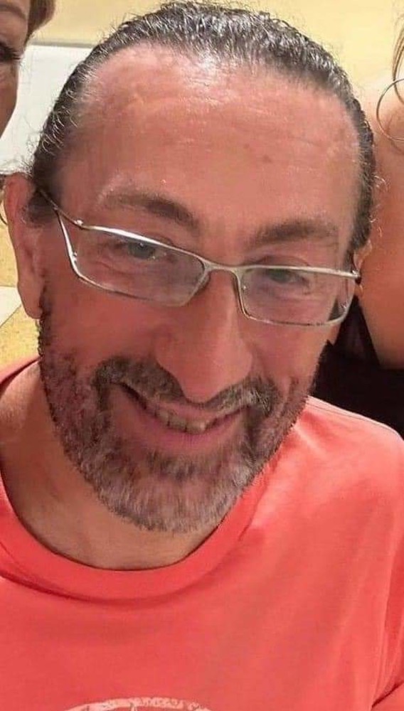 «Addio Tiziano»: amici e colleghi piangono l'infermiere 58enne assassinato in corso XXVI Aprile