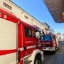 Trino, principio di incendio sul tetto di una casa