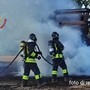A fuoco un mezzo agricolo A fuoco un mezzo agricolo