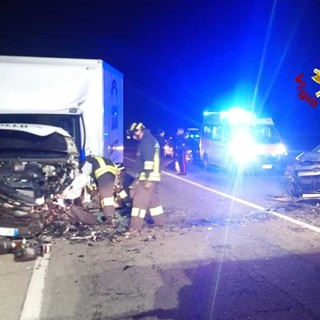 Frontale a Formigliana: coinvolti un'auto e un camion
