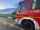 Durante il temporale finisce fuori strada con l'auto Durante il temporale finisce fuori strada con l'auto