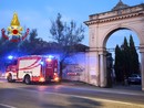 Paracadutista tocca terra dentro il cimitero di Billiemme: è in codice giallo Paracadutista tocca terra dentro il cimitero di Billiemme: è in codice giallo