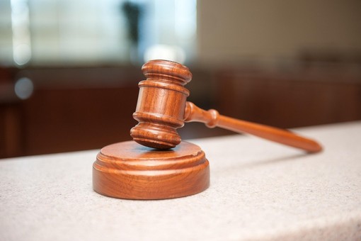 Amianto nelle officine Cotral, la vedova di un meccanico vince dopo dieci anni contro l’INAIL Amianto nelle officine Cotral, la vedova di un meccanico vince dopo dieci anni contro l’INAIL