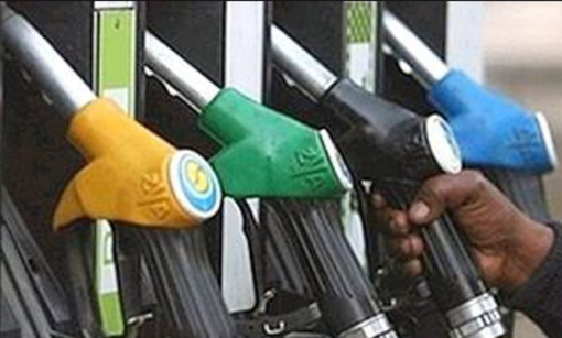 Carburanti alle stelle in Piemonte, l'allarme di Cna: "Listini gonfiati rispetto al valore reale del greggio" Carburanti alle stelle in Piemonte, l'allarme di Cna: "Listini gonfiati rispetto al valore reale del greggio"
