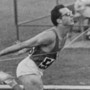 La storica immagine di Berruti che taglia il traguardo a Roma 1960 La storica immagine di Berruti che taglia il traguardo a Roma 1960
