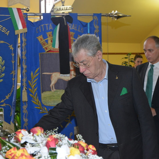 Bossi nel 2016 ai funerali di Gianluca Buonanno