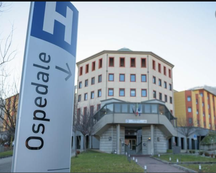 &quot;Chi chiude un reparto oggi, nega un diritto domani”: presidio per la sanità valsesiana