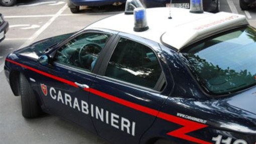 Uccide la moglie al termine di un litigio per le bollette Uccide la moglie al termine di un litigio per le bollette