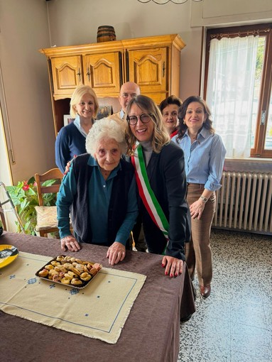 Maria Moretti splendida centenaria con una vita attiva e ricca di ricordi