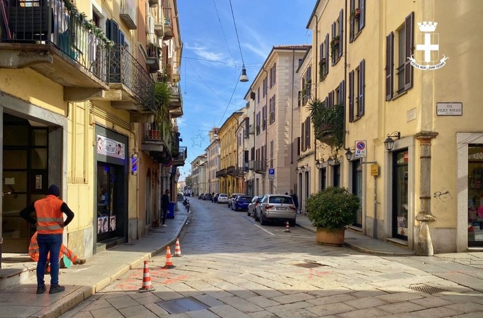 Fuga di gas: chiuse al traffico via Felice Monaco e parte di corso Libertà Fuga di gas: chiuse al traffico via Felice Monaco e parte di corso Libertà