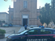 Aggredisce i Carabinieri dopo aver dato in escandescenze vicino alla parrocchia