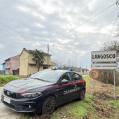 Convince anziano a pagare 100 euro per un falso danno alla carrozzeria dell'auto Convince anziano a pagare 100 euro per un falso danno alla carrozzeria dell'auto