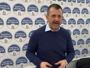 Andrea Delmastro si dimette da sottosegretario alla Giustizia