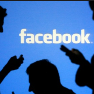 Facebook a Instagram al tappeto. Down a livello mondiale