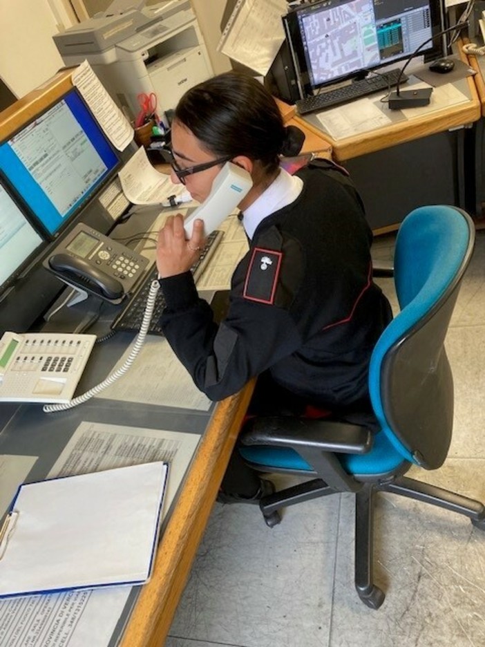 Latitante da due anni, si consegna ai Carabinieri di Vercelli
