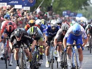 Venerdì passa il Giro d'Italia: percorso e divieti