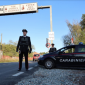 Ruba il gasolio da un'azienda agricola e lo rivende: denunciate 4 persone