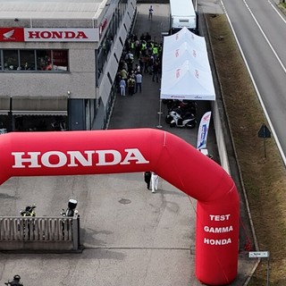 Cureggio, festa Honda da Antonioli Motocicli con l’Honda Live Tour