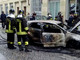 Auto in fiamme in via Verdi, traffico in tilt: I VIDEO Auto in fiamme in via Verdi, traffico in tilt: I VIDEO