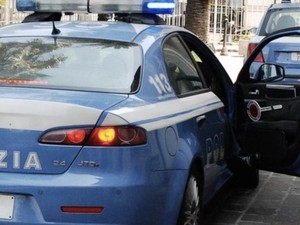 Arrestato per occupazione abusiva di casa d'altri e danneggiamenti a esercizi commerciali
