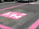 Parcheggi rosa per future mamme e famiglie con bimbi piccoli