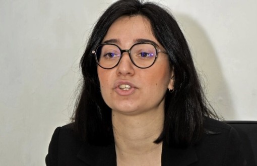 «Mezz'ora in attesa al telefono per aiutare un'anziana a cui non vengono consegnati i pannoloni. Poi cade la linea: per sempre» «Mezz'ora in attesa al telefono per aiutare un'anziana a cui non vengono consegnati i pannoloni. Poi cade la linea: per sempre»
