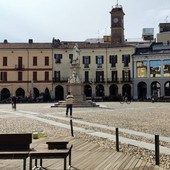 «Piazza Cavour, le plance non sono intoccabili»: Fratelli d'Italia, Forza Italia e Lega replicano al Pd