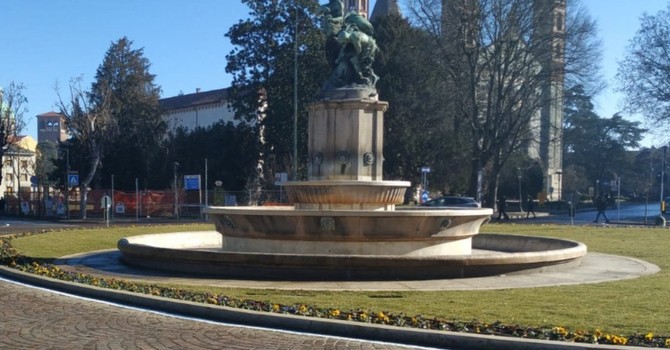 Piazza Roma, al via i lavori alla Fontana del Seminatore