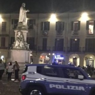 Sette denunce per la rissa in piazza Cavour. Era un regolamento tra due gruppi di giovanissimi