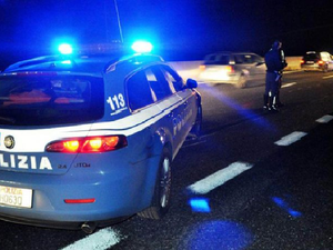 Fermati in auto con due chili di hashish, ventenni in arresto Fermati in auto con due chili di hashish, ventenni in arresto