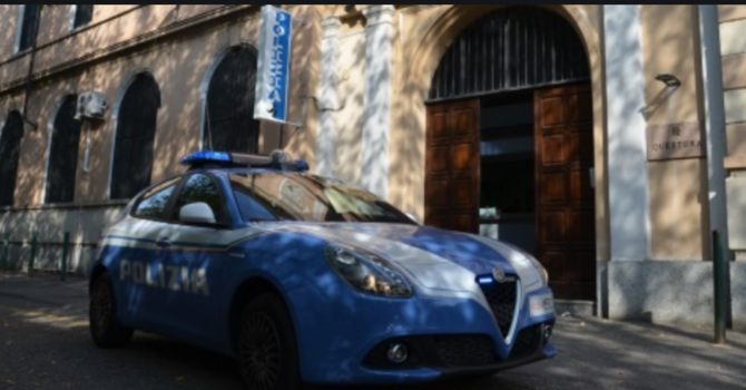 Rubano il portafoglio a un anziano disabile: tre arresti Rubano il portafoglio a un anziano disabile: tre arresti